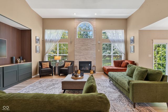 13556 Alston, Fishers, IN 46037