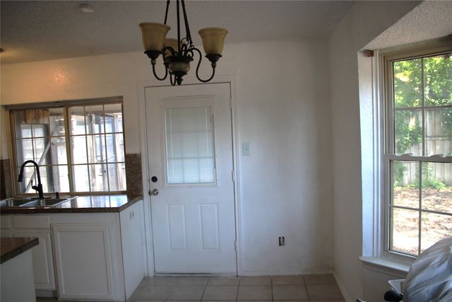 2416 Majestic Drive, Plano, TX 75074