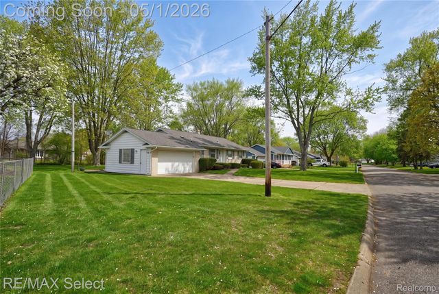 4476 Old Carriage Road, Flint Charter Township, MI 48507