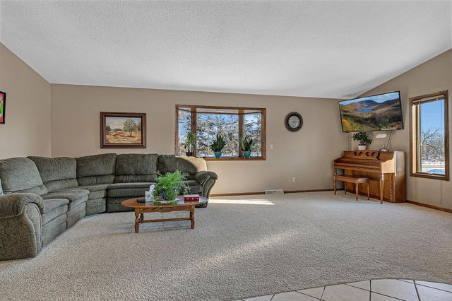 34293 County Road 4, Saint Joseph, MN 56374