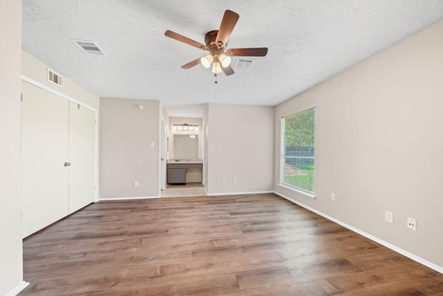 710 Old Colony Drive, Richmond, TX 77406