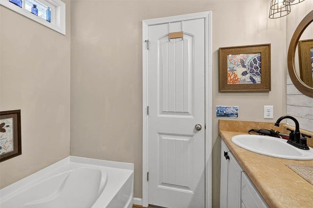 1215 Tidal Drive SE, Townsend, GA 31331