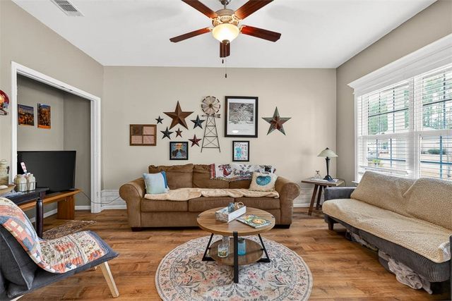 1215 Tidal Drive SE, Townsend, GA 31331