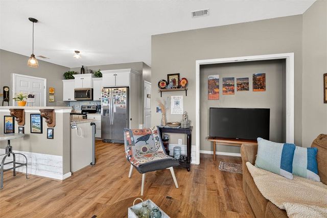 1215 Tidal Drive SE, Townsend, GA 31331