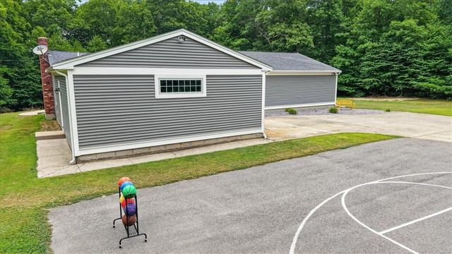 884 Reynolds Road, Glocester, RI 02814