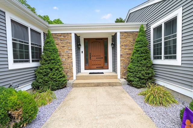 884 Reynolds Road, Glocester, RI 02814