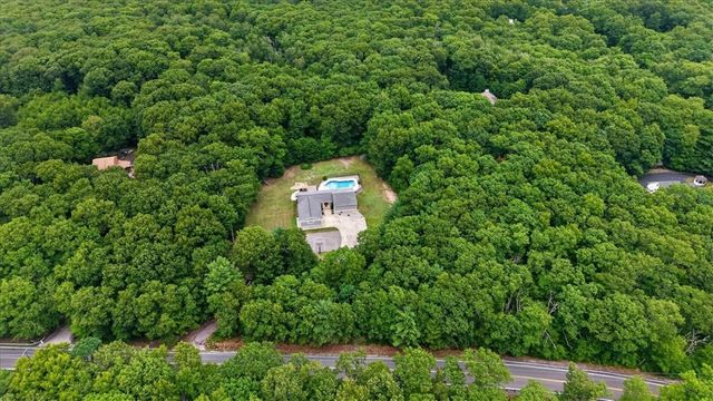 884 Reynolds Road, Glocester, RI 02814