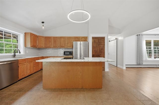 884 Reynolds Road, Glocester, RI 02814