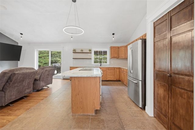884 Reynolds Road, Glocester, RI 02814