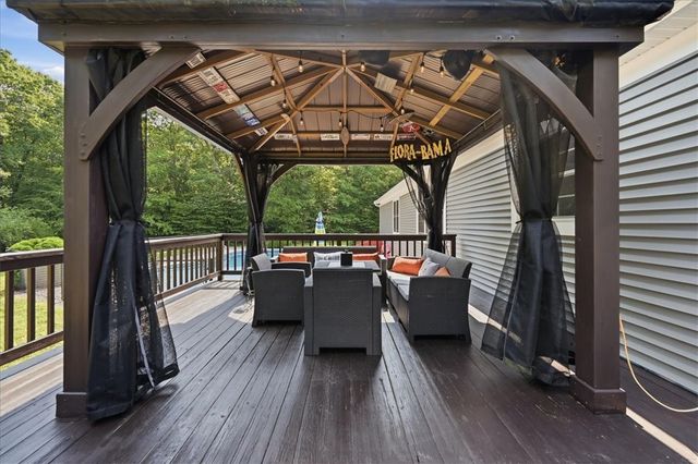 884 Reynolds Road, Glocester, RI 02814