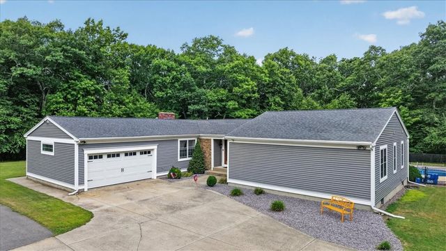 884 Reynolds Road, Glocester, RI 02814
