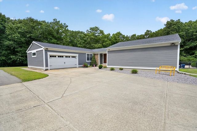 884 Reynolds Road, Glocester, RI 02814
