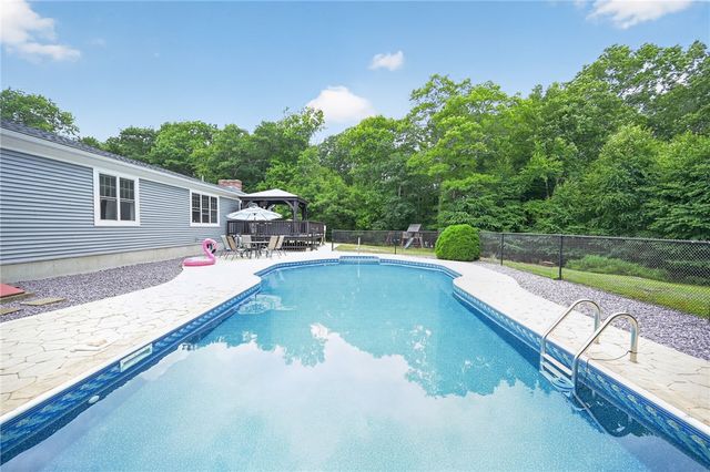 884 Reynolds Road, Glocester, RI 02814