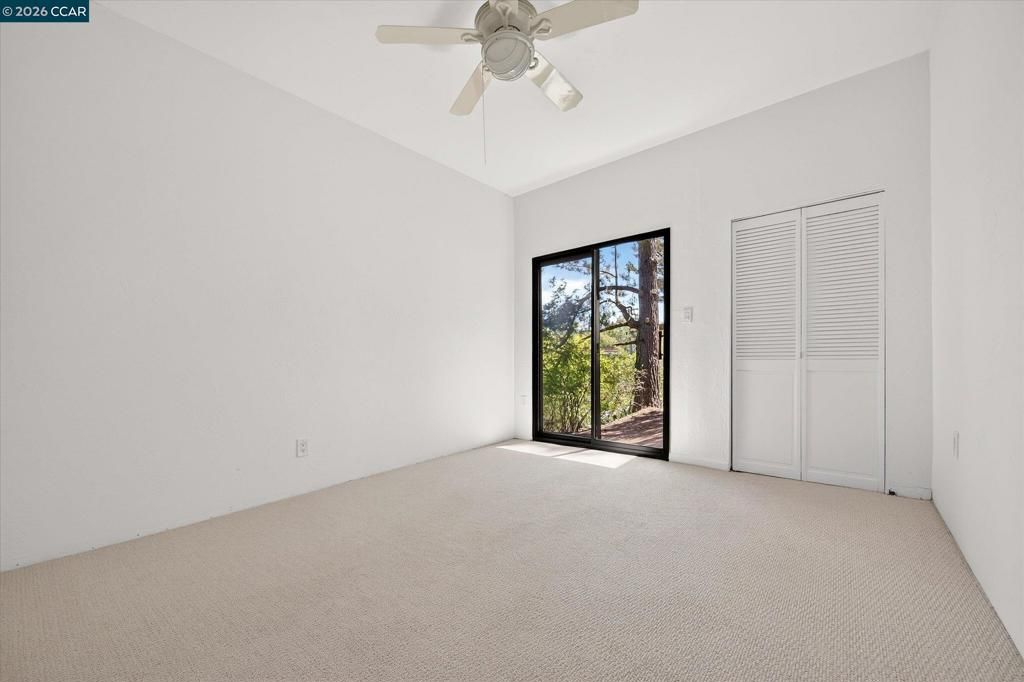 Image 24 of property listing at 53 Sleepy Hollow Ln, Orinda, CA 94563