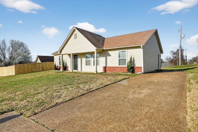 4393 BISHOP HILLS DR, Memphis, TN 38128