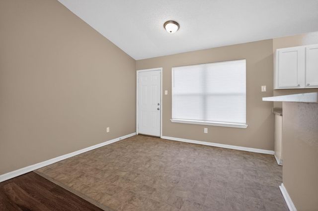 4393 BISHOP HILLS DR, Memphis, TN 38128