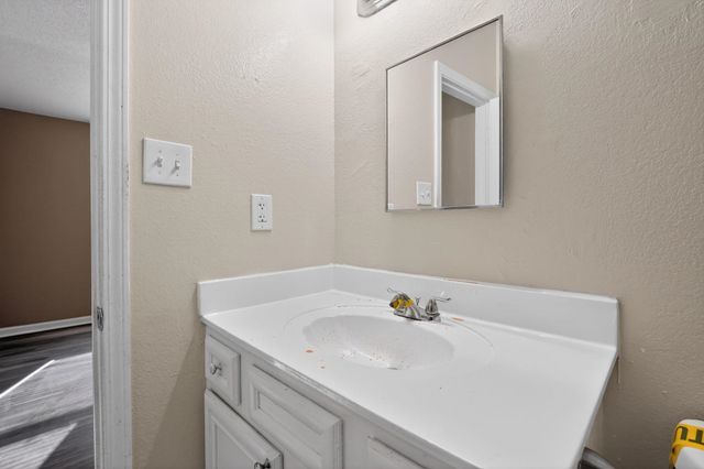 4393 BISHOP HILLS DR, Memphis, TN 38128