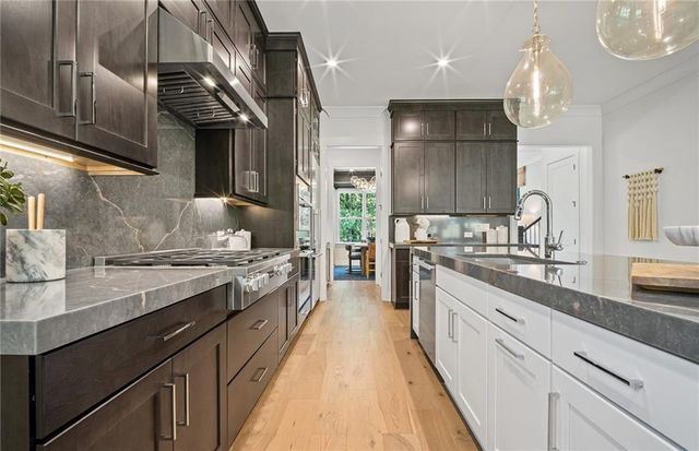 4895 Wayt Farm Overlook, Cumming, GA 30040