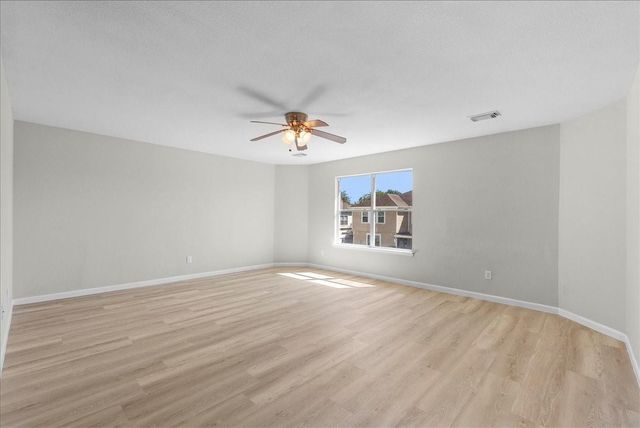 4722 Mill Creek Drive, Baytown, TX 77521