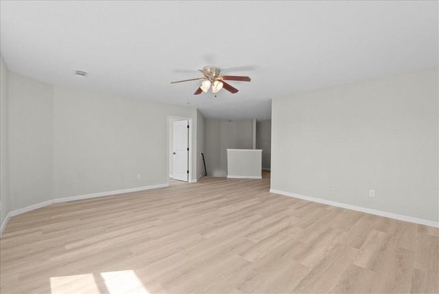 4722 Mill Creek Drive, Baytown, TX 77521
