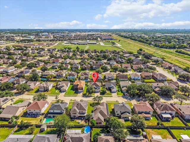 4722 Mill Creek Drive, Baytown, TX 77521
