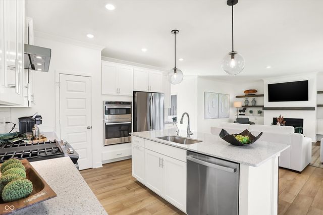 5358 Devonshire Way, Mccordsville, IN 46055