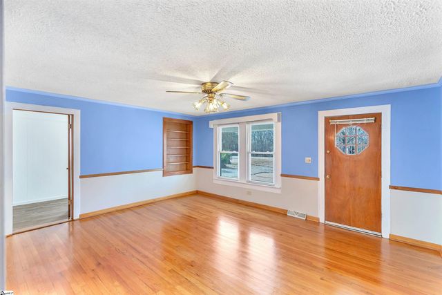 236 Piedmont Highway, Piedmont, SC 29673