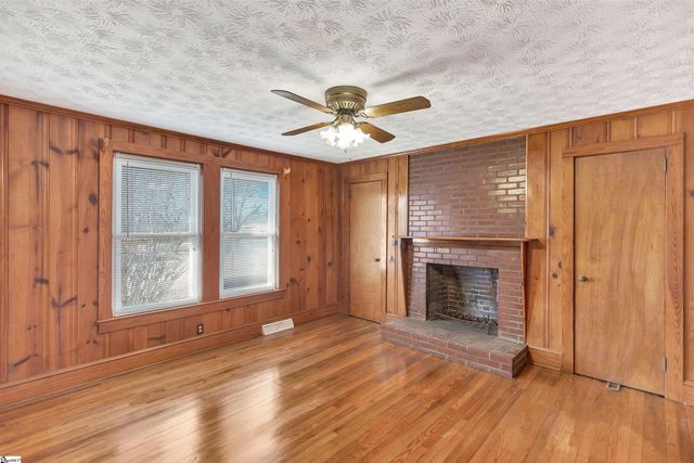 236 Piedmont Highway, Piedmont, SC 29673