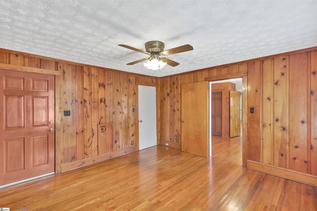 236 Piedmont Highway, Piedmont, SC 29673