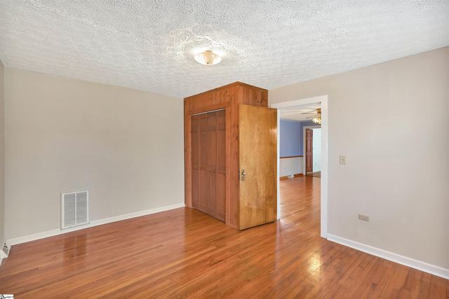 236 Piedmont Highway, Piedmont, SC 29673