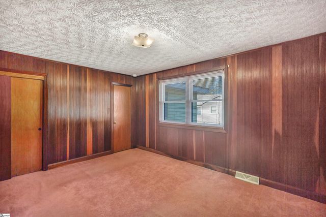 236 Piedmont Highway, Piedmont, SC 29673