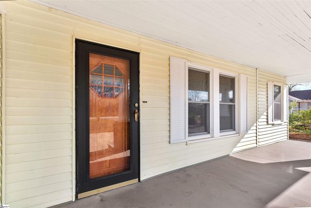 236 Piedmont Highway, Piedmont, SC 29673