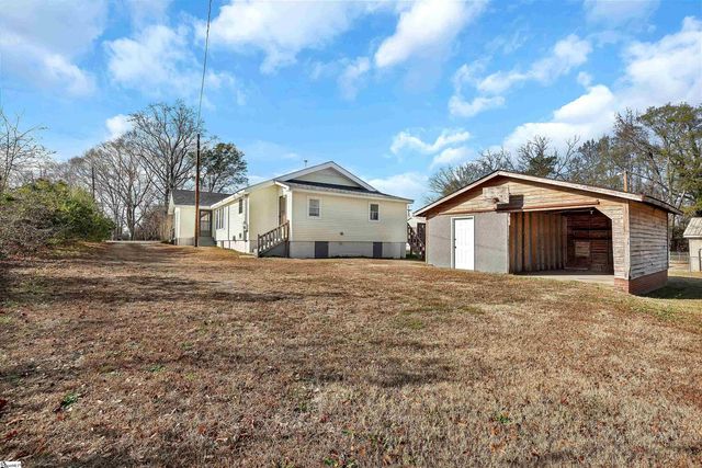 236 Piedmont Highway, Piedmont, SC 29673