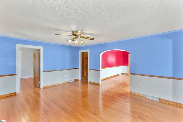 236 Piedmont Highway, Piedmont, SC 29673