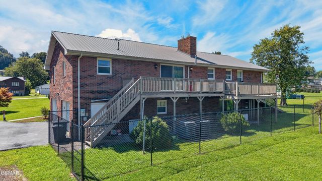 819 Redwood Drive, Mount Carmel, TN 37645