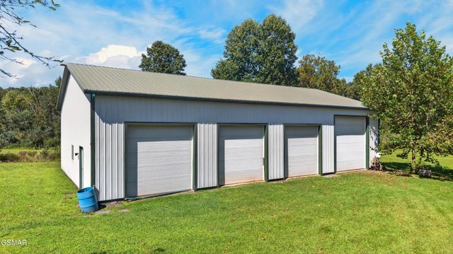 819 Redwood Drive, Mount Carmel, TN 37645
