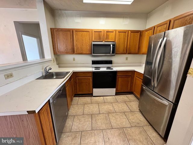 11103 CORNERSTONE DR, Yardley, PA 19067