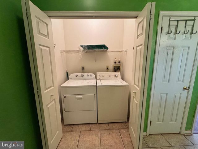 11103 CORNERSTONE DR, Yardley, PA 19067