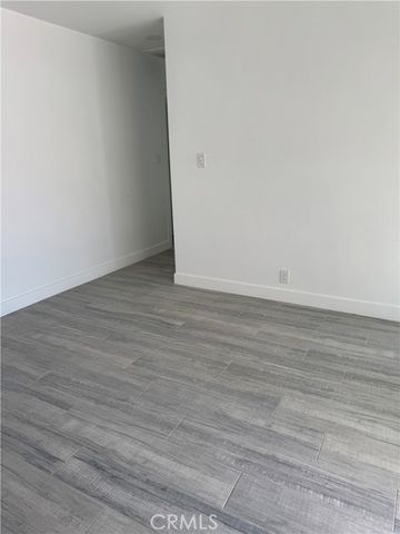 5230 Seville Avenue, Encino (los Angeles), CA 91436