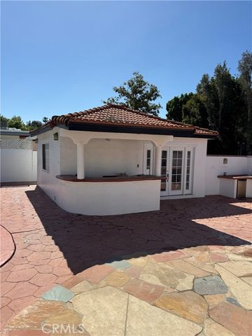 5230 Seville Avenue, Encino (los Angeles), CA 91436