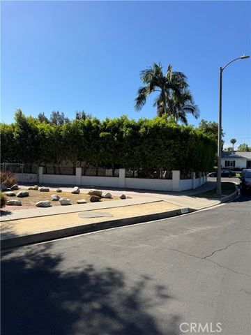 5230 Seville Avenue, Encino (los Angeles), CA 91436