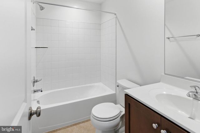 45 SCAMMEL DR, Bunker Hill, WV 25413