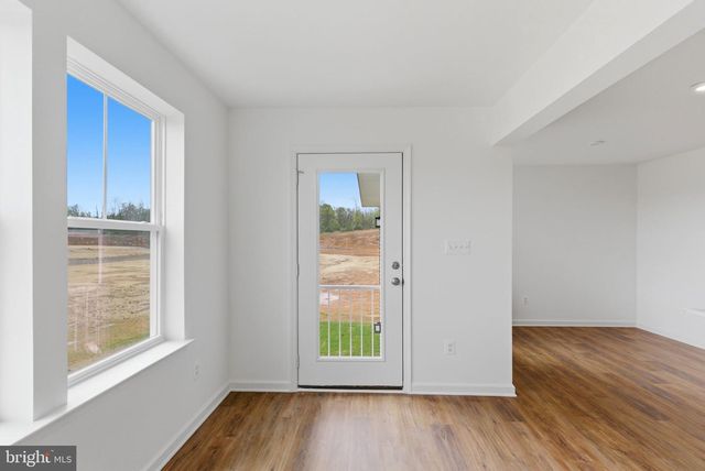 45 SCAMMEL DR, Bunker Hill, WV 25413