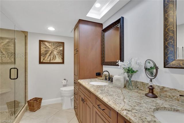 10420 Gulf Shore DR 162, Naples, FL 34108