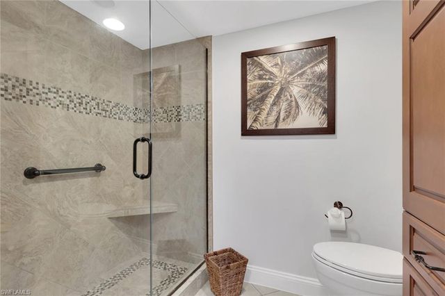 10420 Gulf Shore DR 162, Naples, FL 34108