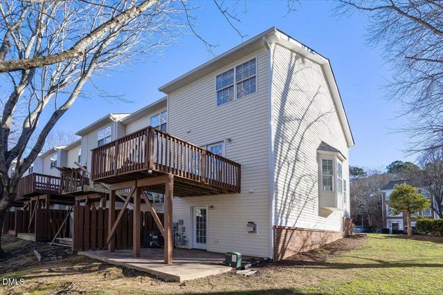 5531 Crabtree Park Court, Raleigh, NC 27612