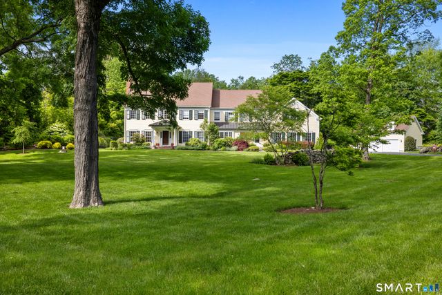 96 Norrans Ridge Drive, Ridgefield, CT 06877