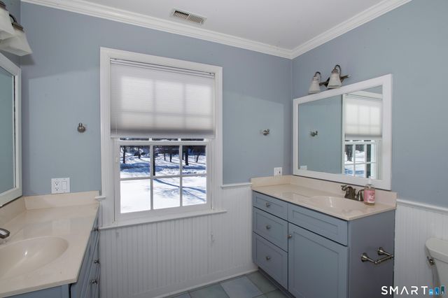 96 Norrans Ridge Drive, Ridgefield, CT 06877