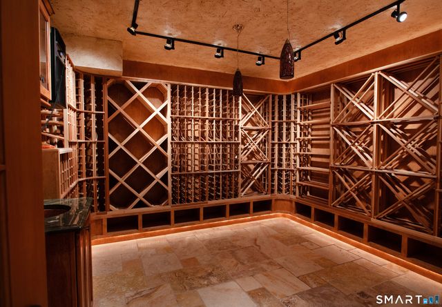 96 Norrans Ridge Drive, Ridgefield, CT 06877