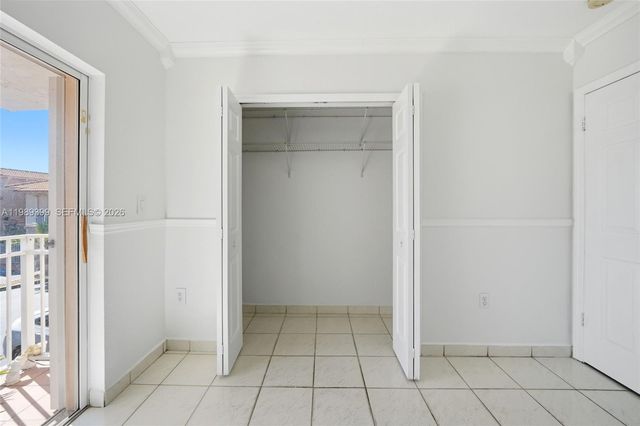 6997 W 29th Ave 202, Hialeah, FL 33018